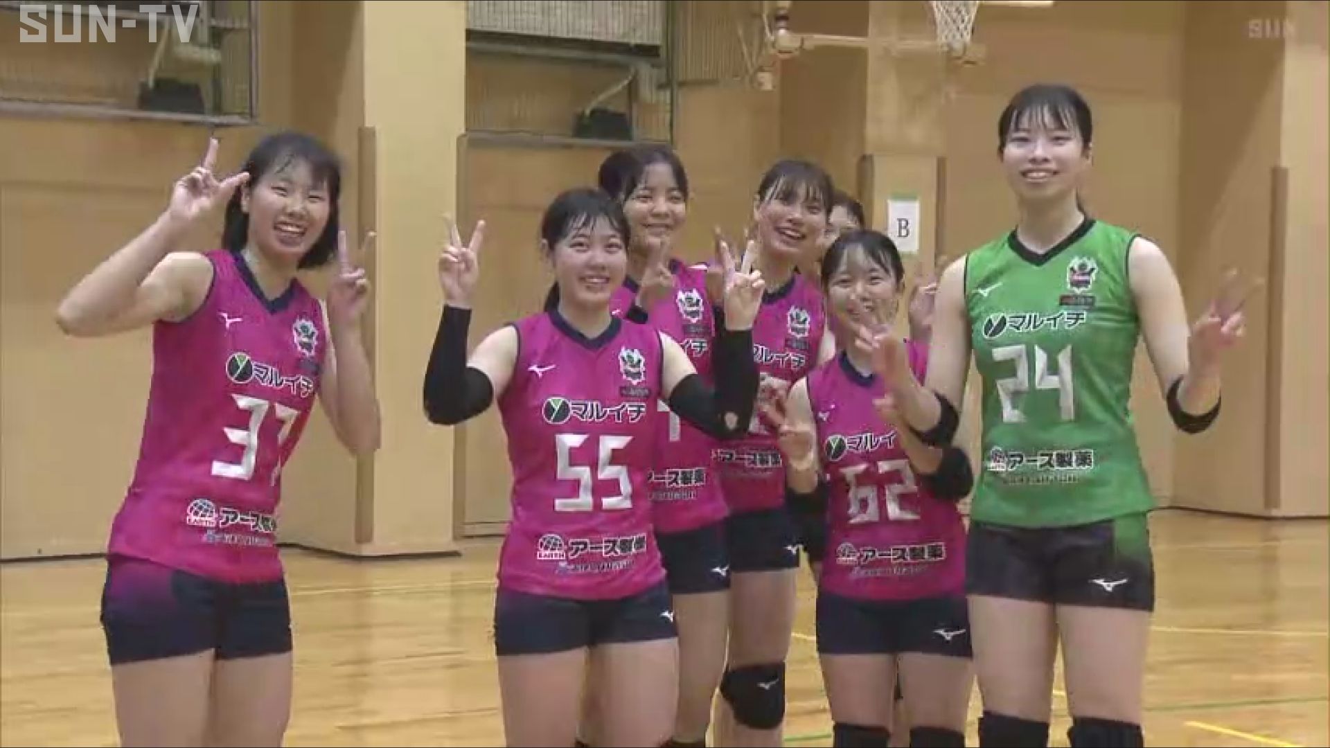 バレーボール 女子 開脚