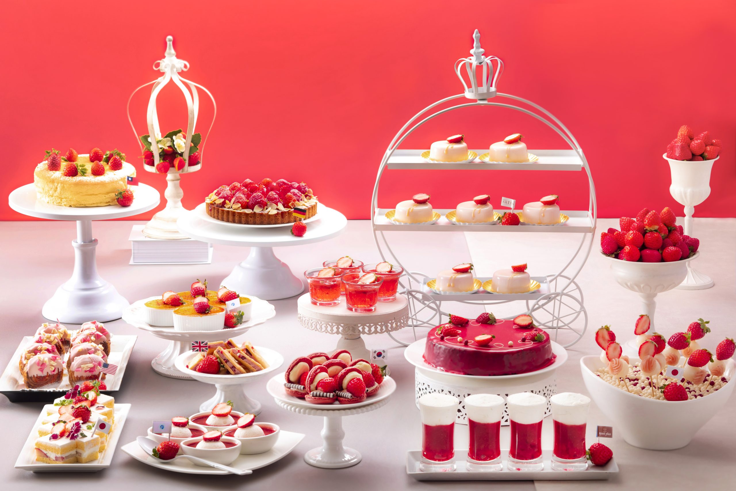 有名パティスリーシェフ×神戸ポートピアホテル 神戸らしさ全開のいちご