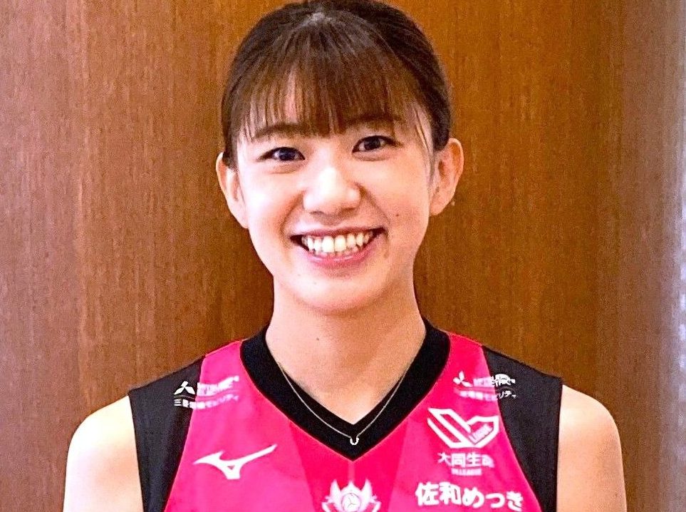 ヴィクトリーナ姫路　野中瑠衣選手 日本代表　直筆サイン入り ヴィクトリーナ姫路 期待の新戦力 日本代表の野中瑠衣 初
